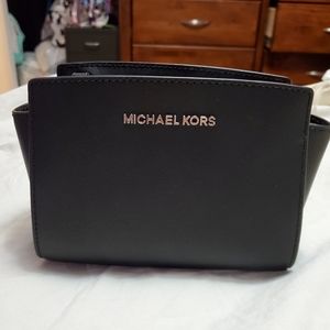 Michael kors mini selma satchel
